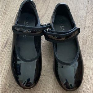 Girls tap shoes